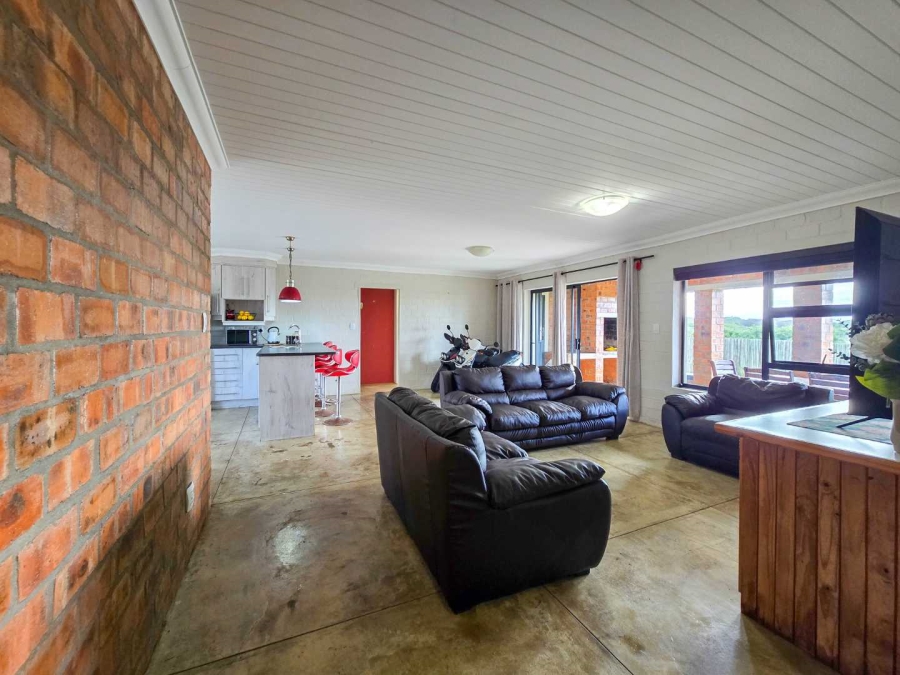 2 Bedroom Property for Sale in Stilbaai Wes Western Cape